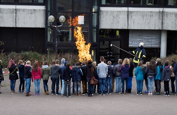 Brände und Brandbekämpfung - Feuerwehr am Gymnasium Porta Westfalica